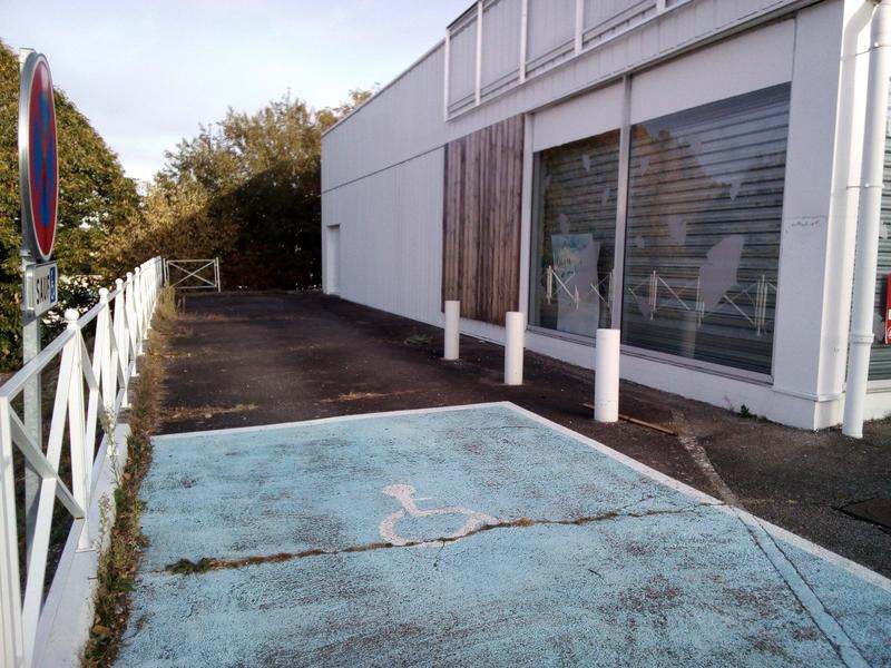 Local commercial - 900 m²