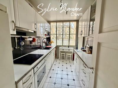 Appartement - 100 m² - 4 pièces