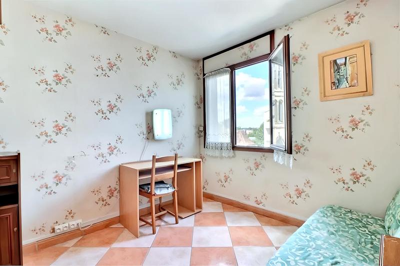 Appartement - 82 m² - 3 pièces