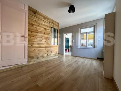 Maison bourgeoise - 105 m² - 6 pièces