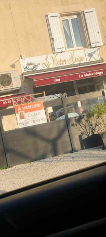 Local commercial - 200 m²