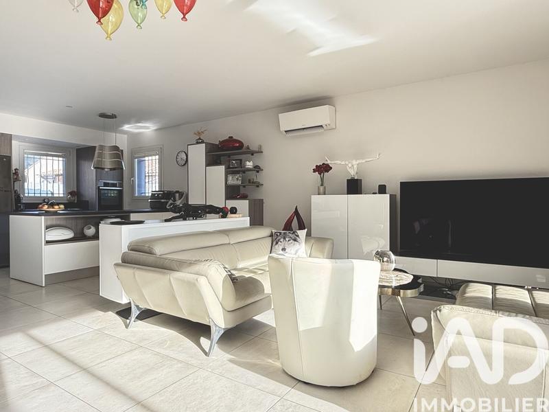 Maison - 145 m² - 9 pièces