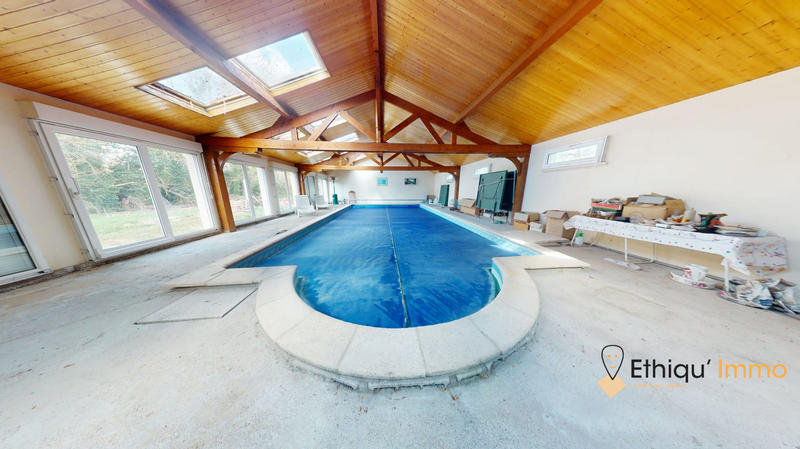 Maison ancienne - 200 m² - 6 pièces