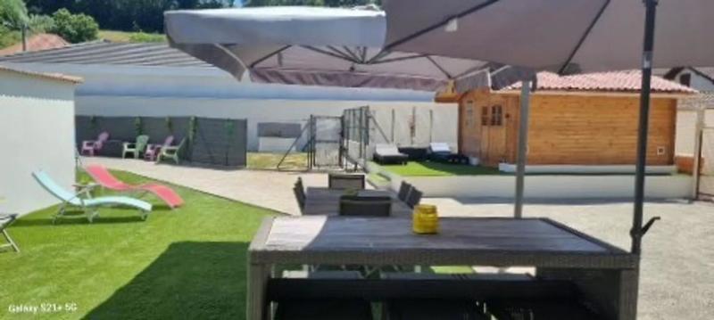 Maison - 206 m² - 7 pièces