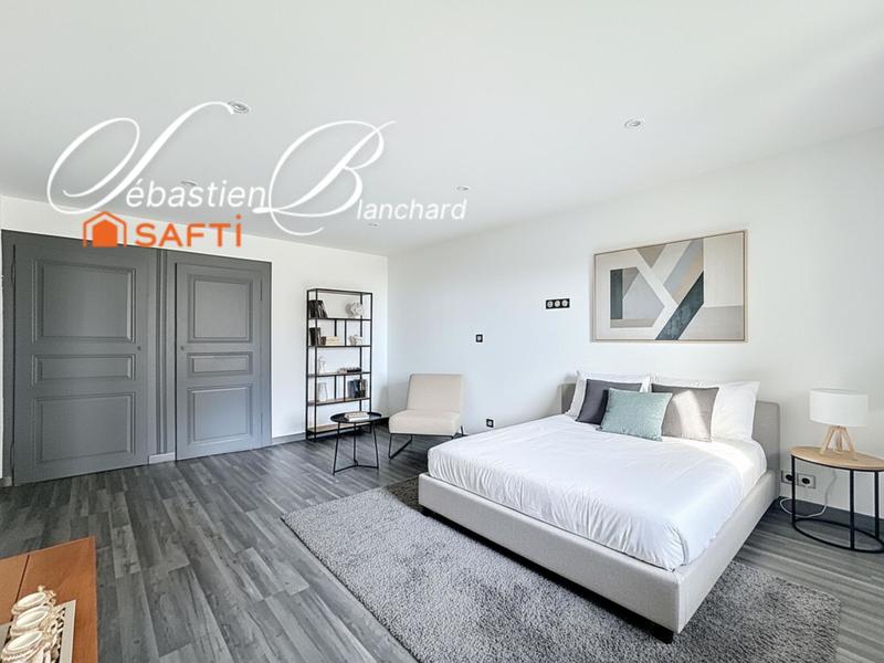 Maison - 175 m² - 6 pièces