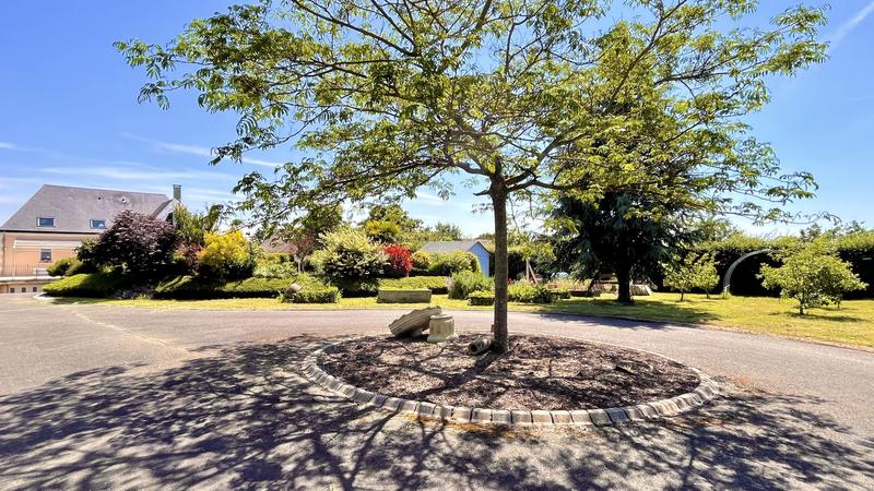 Maison - 230 m² - 6 pièces