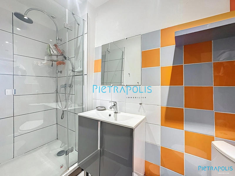 Maison - 198 m² - 7 pièces