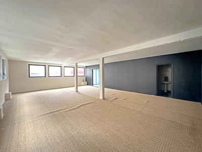 Appartement - 82 m² - 3 pièces