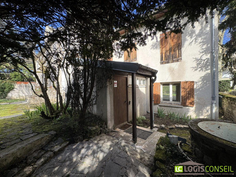 Villa - 222 m² - 7 pièces