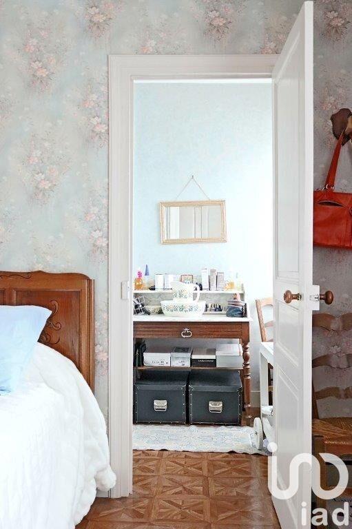 Maison - 220 m² - 9 pièces