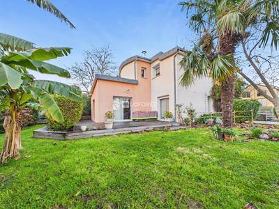 Maison contemporaine - 133 m² - 5 pièces