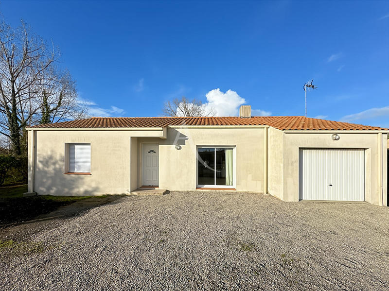 Maison - 86 m² - 4 pièces