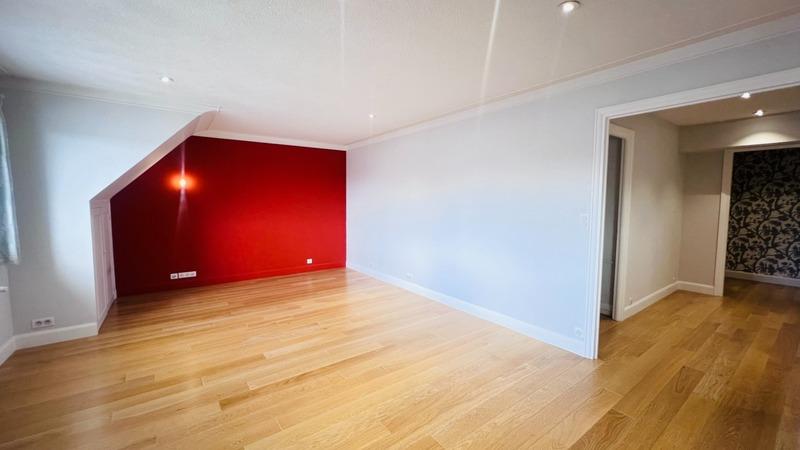 Appartement bourgeois - 100 m² - 5 pièces