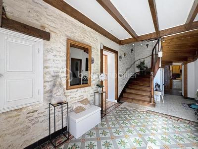 Maison - 288 m² - 7 pièces