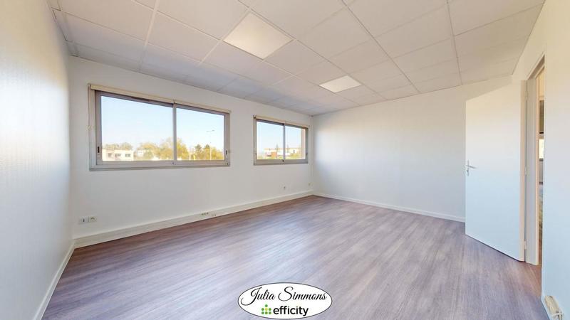 Bureau - 58 m² - 4 pièces