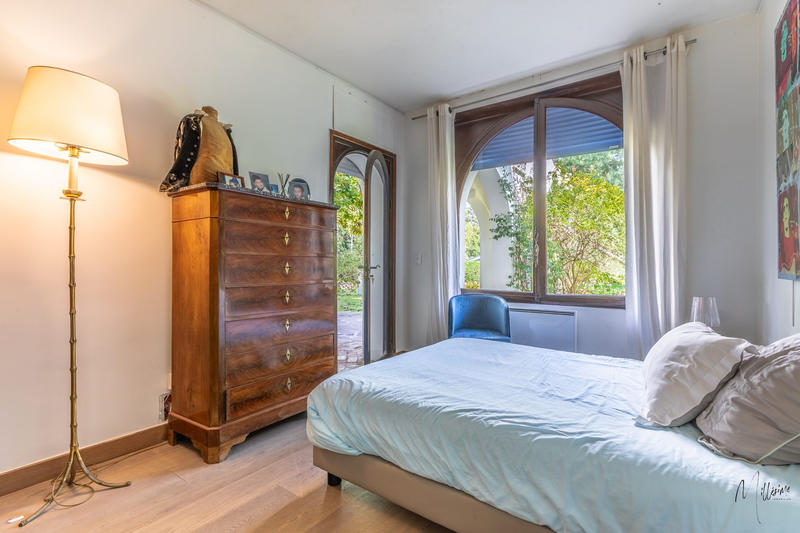 Appartement - 167 m² - 5 pièces