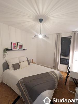 Chambre - 12 m² - 1 pièce