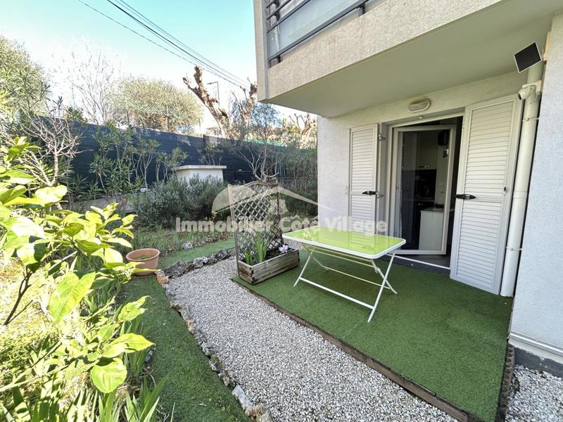 Studio - 21 m² - 1 pièce