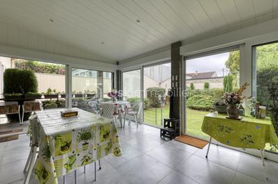 Maison de ville - 184 m² - 9 pièces