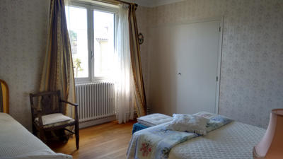 Maison - 221 m² - 5 pièces