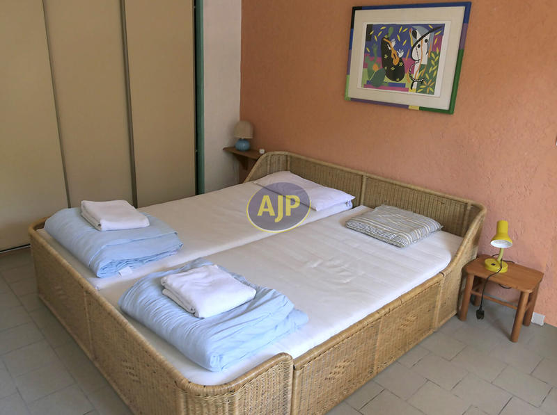 Villa - 102 m² - 5 pièces