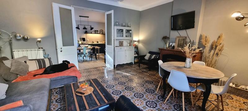 Maison - 290 m² - 8 pièces