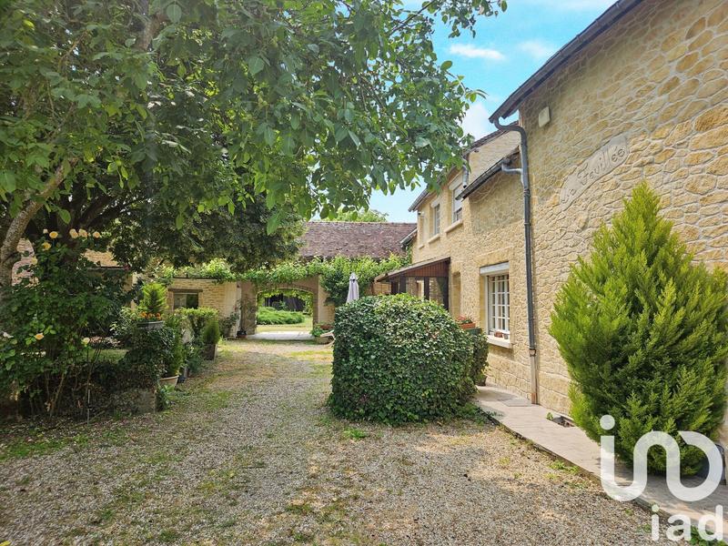Maison - 381 m² - 11 pièces