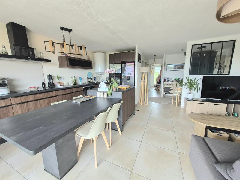 Appartement - 85 m² - 4 pièces