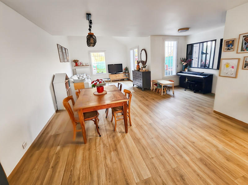 Maison - 103 m² - 5 pièces