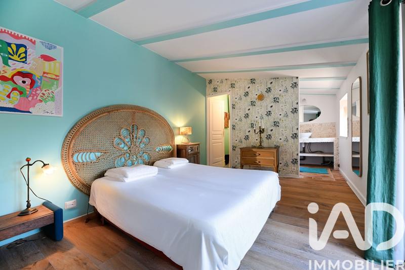 Maison - 505 m² - 10 pièces