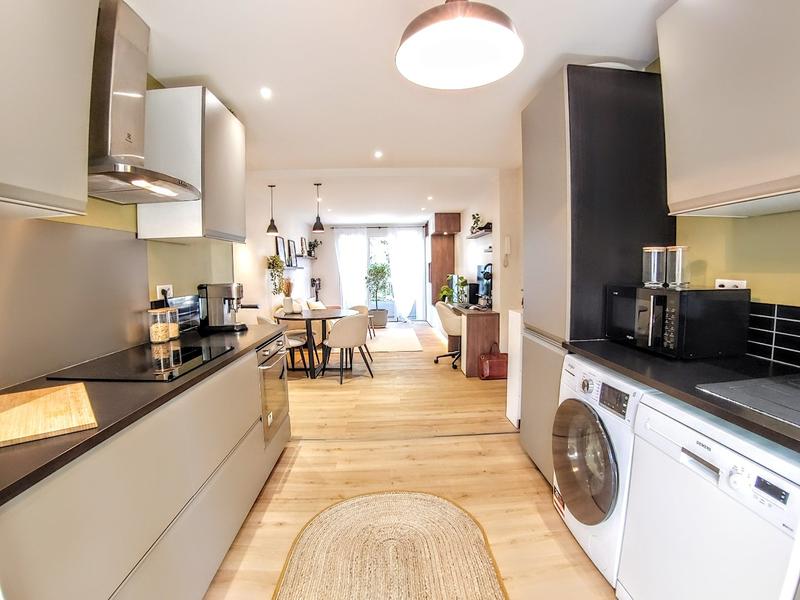 Appartement ancien - 66 m² - 3 pièces