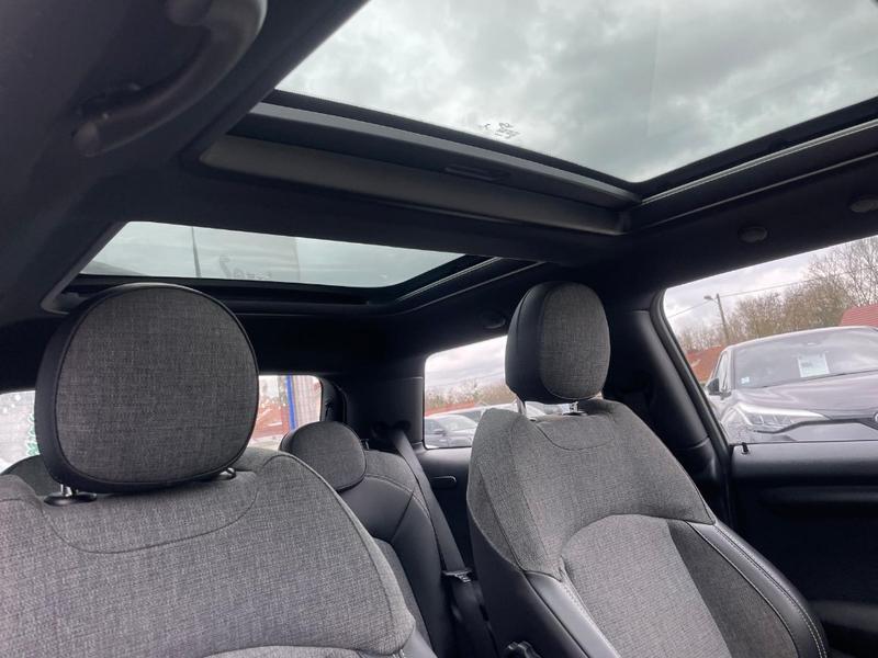 Mini Mini F56 1.5i - 136 Bva Cooper Shoreditch