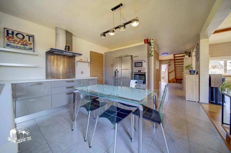 Maison - 164 m² - 6 pièces