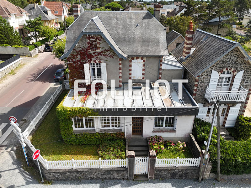 Maison - 158 m² - 9 pièces