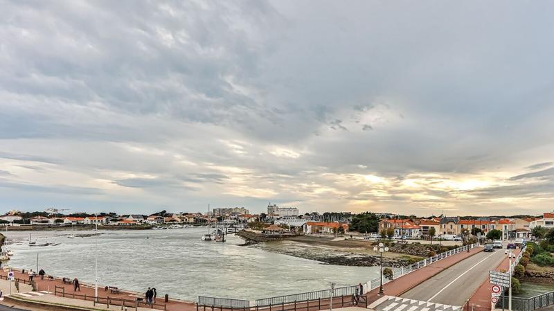 Appartement - 82 m² - 3 pièces