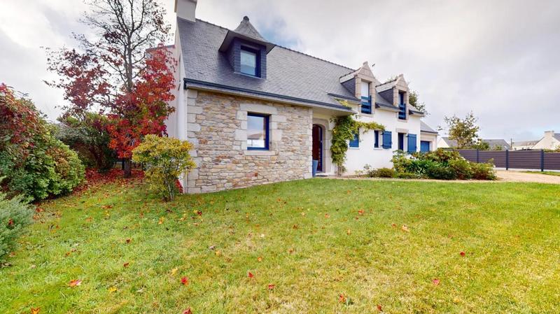 Maison - 182 m² - 7 pièces