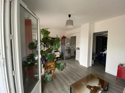 Appartement - 72 m² - 4 pièces