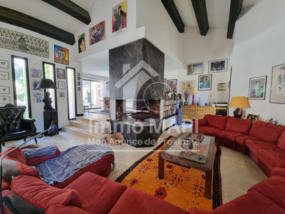 Maison - 478 m² - 14 pièces