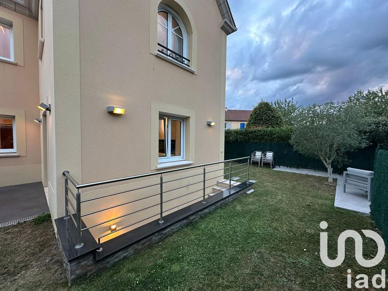 Maison de maîtres - 237 m² - 10 pièces