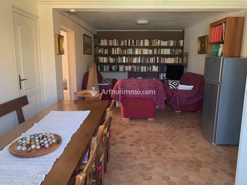 Maison - 266 m² - 8 pièces