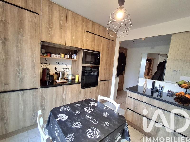 Maison - 84 m² - 5 pièces