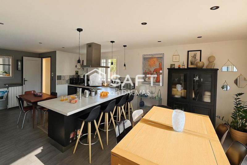 Maison - 133 m² - 5 pièces