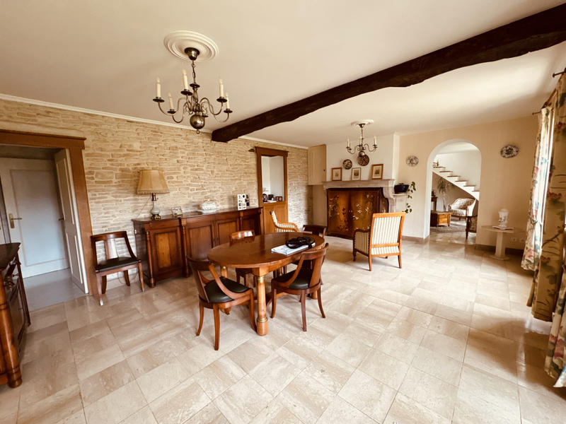 Propriété - 125 m² - 6 pièces