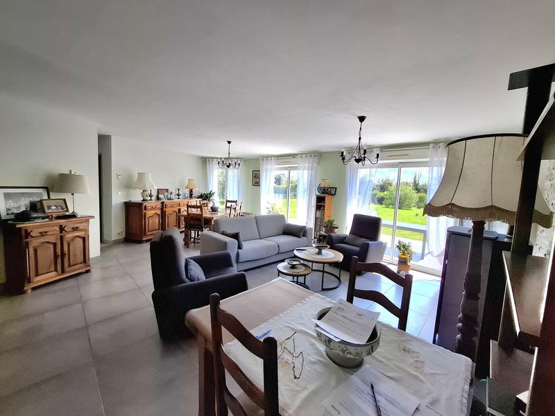 Maison - 138 m² - 6 pièces