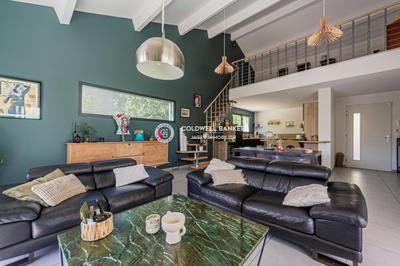 Maison - 168 m² - 6 pièces