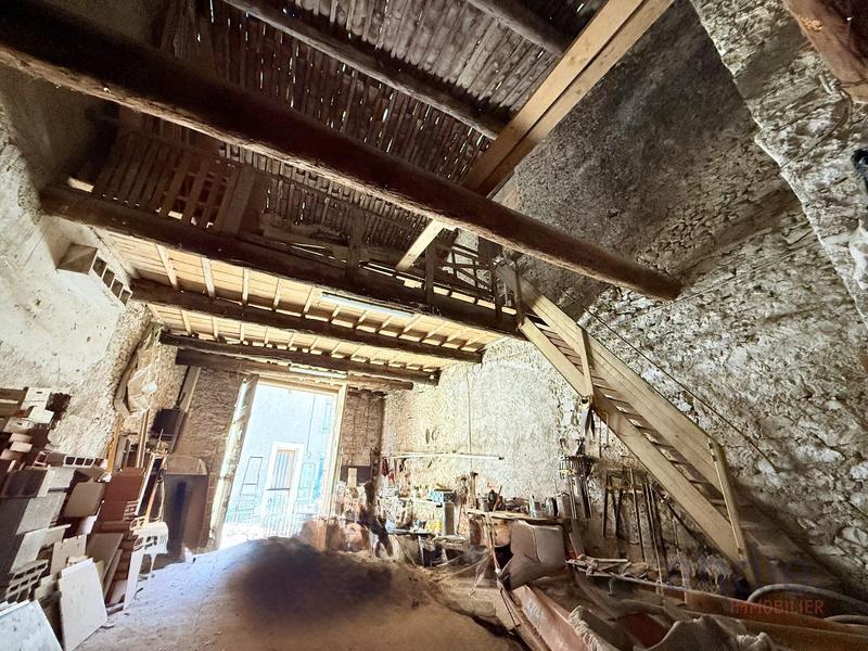 Maison - 190 m² - 2 pièces