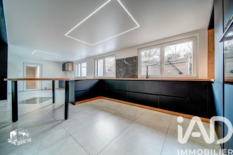 Maison - 158 m² - 6 pièces