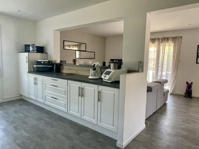 Maison - 143 m² - 6 pièces