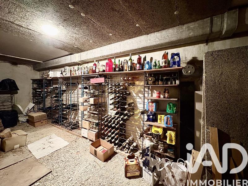 Maison - 216 m² - 10 pièces