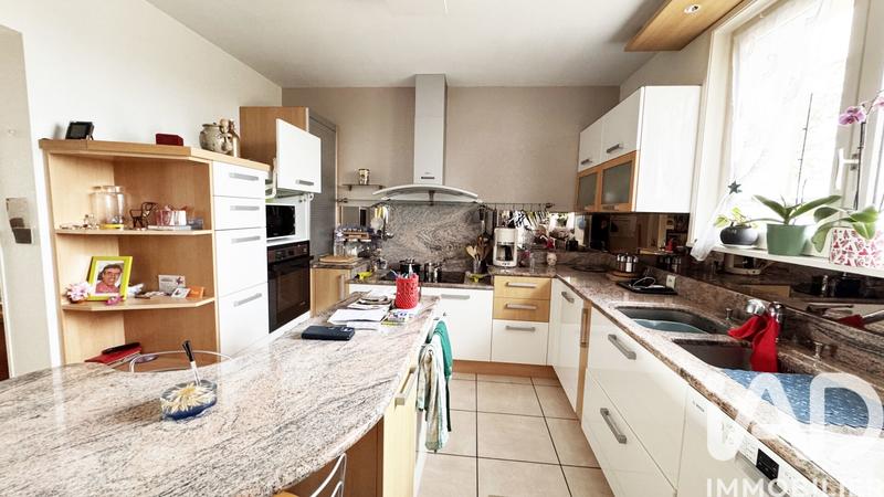 Maison - 179 m² - 6 pièces